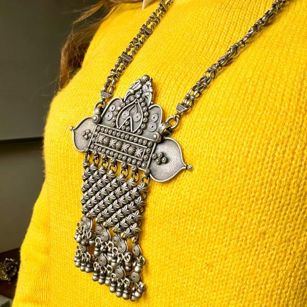 COLLANA ETHNIC VINTAGE REGOLABILE INSTARSI RAPPRESENTAZIONE PAVONI FIORI ARGENTO 925