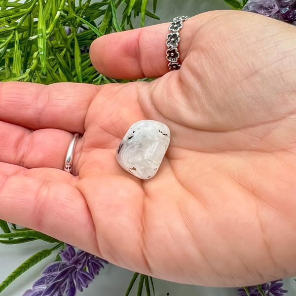 PIETRA NATURALE ADULARIA O PIETRA DI LUNA  BURATTATA TUMBLED CRISTALLOTERAPIA