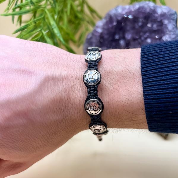 BRACCIALE TIBETANO SIMBOLI MANTRA SERENITA CORDINO SETA CERATA  REGOLABILE ARGENTO 925