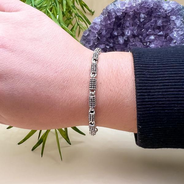 BRACCIALE ETNICO ARTIGIANALE DESIGN GEOMETRICO PUNTINATO UNISEX BRUNITO ARGENTO 925