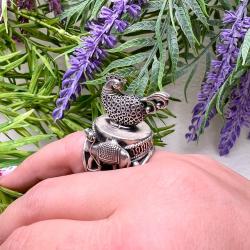 ANELLO BIG PEACOCK CAMELCHEVALIER TIBETANO BRUNITO REGOLABILE ARGENTO 925