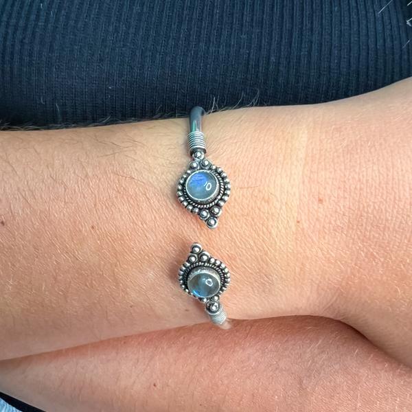 BRACCIALE BANGLE RIGIDO TUBOLARE PIETRA LABRADORITE ETNICO REGOLABILE ARGENTO 925