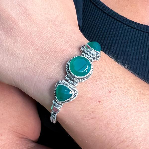 BRACCIALE ETNICO TRE PIETRE NATURALI AGATA VERDE BRIOLETTE REGOLABILE ARGENTO 925