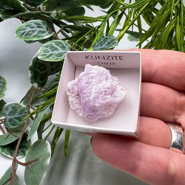 KUNZITE ROUGH BOX PIETRA GREZZA NATURALE MISURA MEDIA