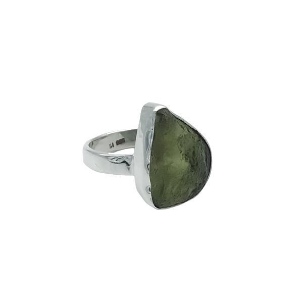 ANELLO ROUGH MOLDAVITE NATURALE GREZZA FREE FORM ARGENTO 925 
