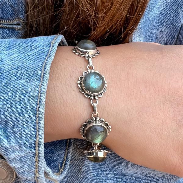 BRACCIALE ETNICO FLOWER PIETRE NATURALI LABRADORITE CORNICE LAVORATA REGOLABILE ARGENTO 925