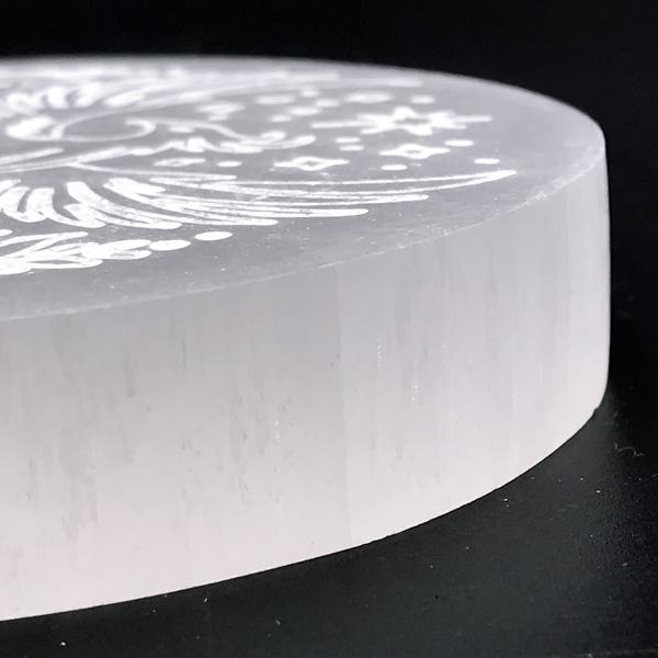 PIATTINO ARMONIZZATORE ROTONDO FENICE SELENITE NATURALE CRISTALLOTERAPIA 