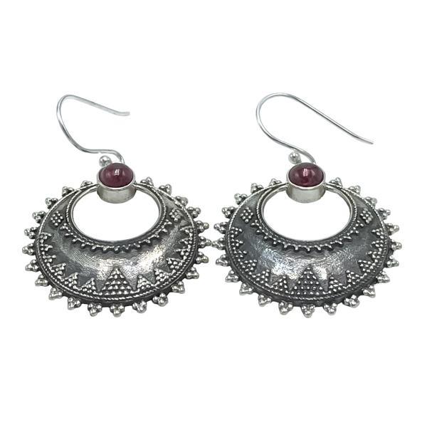 ORECCHINI PENDENTI ETNICO MEZZA LUNA A SCUDO LAVORATO GEMME CABOCHON GRANATO  MONACHINA ARGENTO 925