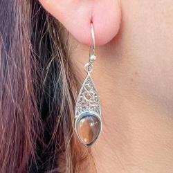 ORECCHINI PENDENTI ETNICO CON BASE GOCCIA TRAFORATA GEMME CABOCHON QUARZO FUME  MONACHINA ARGENTO 925