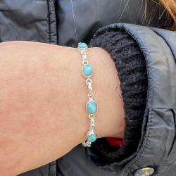 BRACCIALE MINIMAL CORNICE LISCIA PIETRE OVALE CABOCHON LARIMAR  REGOLABILE ARGENTO 925