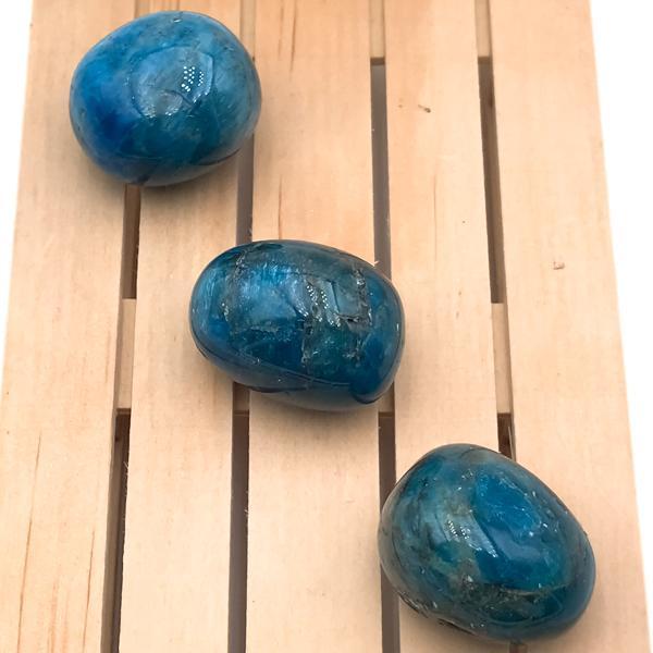 PIETRA NATURALE APATITE  BURATTATA TUMBLED CRISTALLOTERAPIA