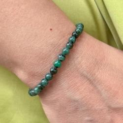 BRACCIALE ENERGETICO ELASTICO UNISEX SFERE RADICE DI SMERALDO  REGOLABILE 