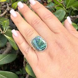 ANELLO DESIGN MINIMAL QUADRATO CORNICE LAVORATA AZZURRITE CABOCHON  REGOLABILE ARGENTO 925
