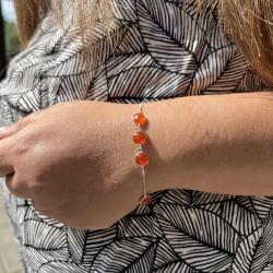 BRACCIALE MINIMAL CORNICE LISCIA PIETRA TONDA BRIOLETTE CORNIOLA  REGOLABILE ARGENTO 925
