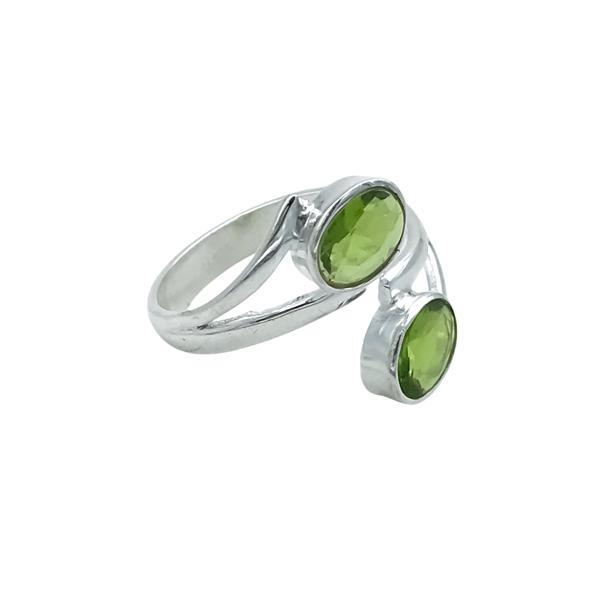 ANELLO DESIGN MINIMAL DUE PIETRE OVALI PERIDOTO  BRIOLETTE REGOLABILE ARGENTO 925