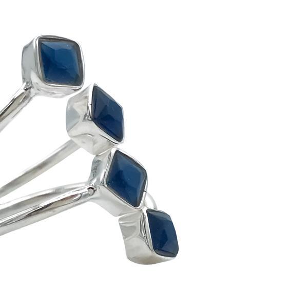 ANELLO DESIGN MINIMAL QUATTRO PIETRE ROBOIDALI  BRIOLETTE AGATA BLU  REGOLABILE ARGENTO 925