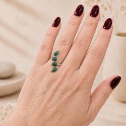 ANELLO DESIGN MINIMALQUATTRO PIETRE GOCCIA E OVALE CABOCHON MALACHITE  REGOLABILE ARGENTO 925