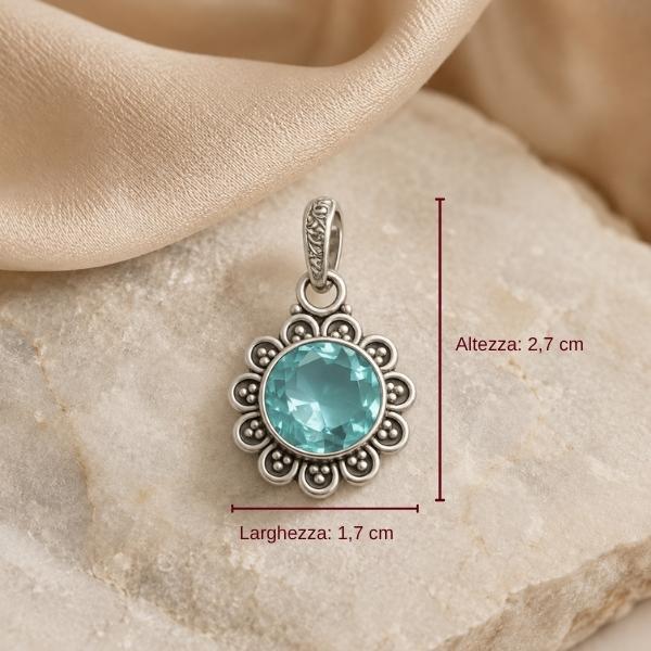 PENDENTE A FIORE TONDO CON PIETRA BRIOLETTE ACQUAMARINA E ARGENTO 925