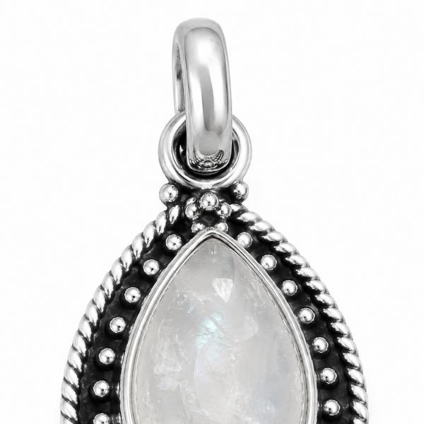 PENDENTE A GOCCIA PUNTINATA CON PIETRA CABOCHON ADULARIA E ARGENTO 925
