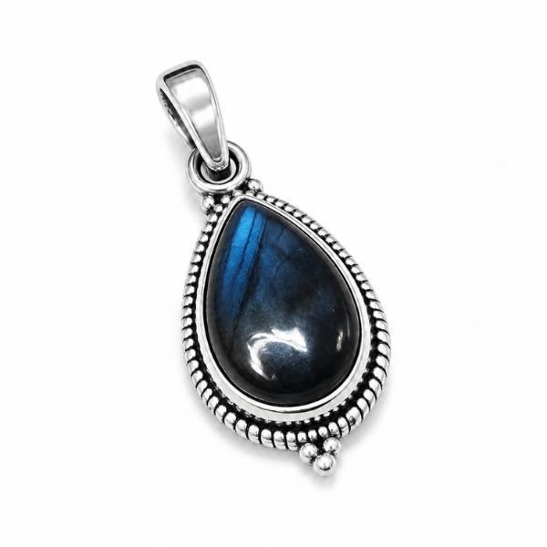 PENDENTE A GOCCIA LAVORATA CON PIETRA CABOCHON LABRADORITE E ARGENTO 925