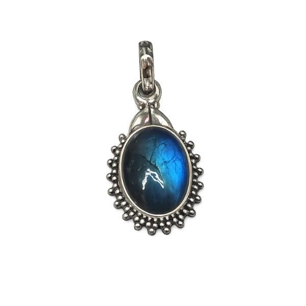 PENDENTE OVALE CORNICE PUNTINATA CON PIETRA CABOCHON LABRADORITE E ARGENTO 925