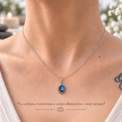 PENDENTE OVALE CORNICE PUNTINATA CON PIETRA CABOCHON LABRADORITE E ARGENTO 925