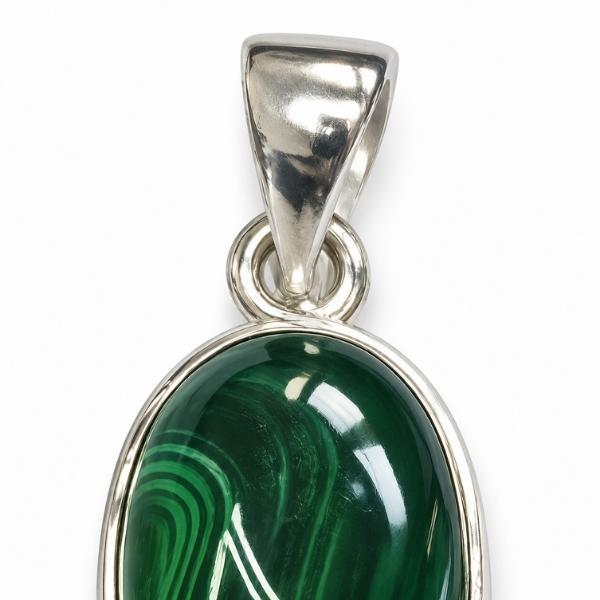 PENDENTE OVALE MINIMAL CON PIETRA CABOCHON MALACHITE  E ARGENTO 925