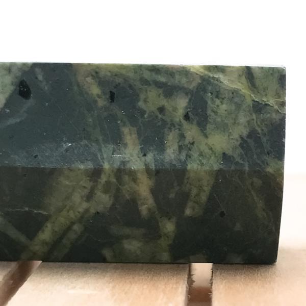 OBELISCO DIASPRO VERDE TORRE PIETRA LEVIGATA NATURALE CRISTALLOTERAPIA