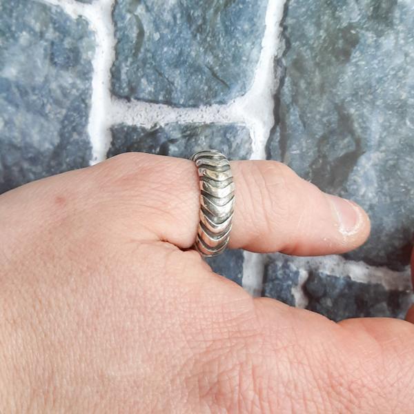 ANELLO FASCIA STILE PNEUMATICO BIKER ARGENTO 925