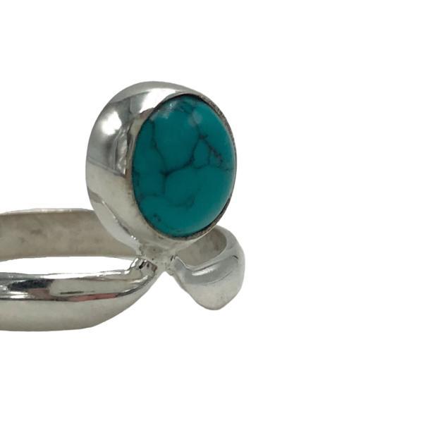 ANELLO MINIMAL A V PIETRA NATURALE ROTONDA HOWLITE TURCHESE ARGENTO 925