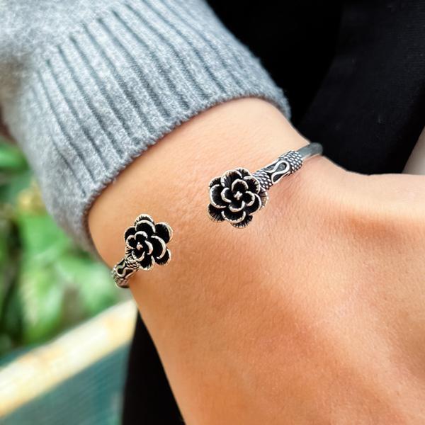 BRACCIALE REGOLABILE ROSE TUBOLARE FLESSIBILE FIORI MONDANATURE ARGENTO 925