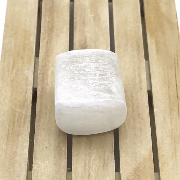 PIETRA NATURALE SELENITE BURATTATA TUMBLED CRISTALLOTERAPIA
