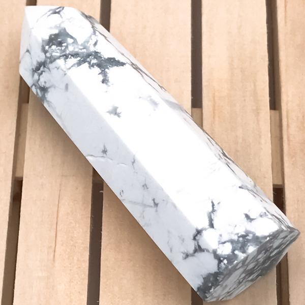 OBELISCO HOWLITE WHITE TORRE PIETRA LEVIGATA AULITE BIANCA NATURALE CRISTALLOTERAPIA