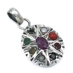 CIONDOLO NAVARATNA OVALE NOVE PIETRE ARGENTO 925