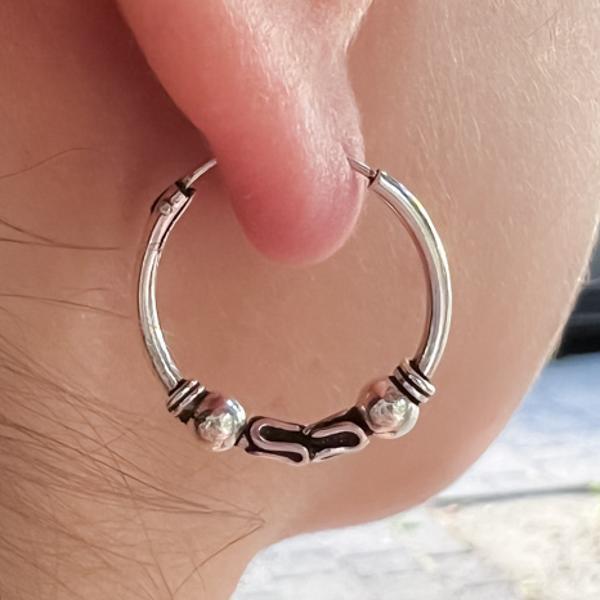 MONO ORECCHINO ETNICO CERCHIO BOMBATO SFERE UNISEX ARGENTO 925