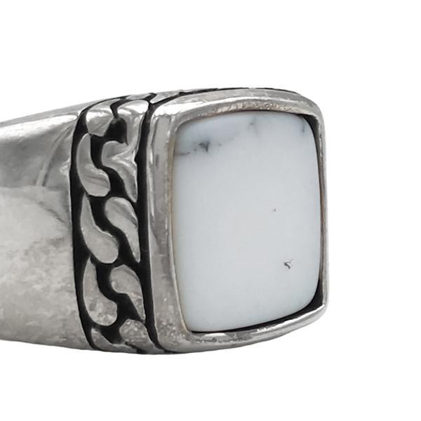 ANELLO CHEVALIER QUADRATO PIETRA PIATTA HOWLITE BIANCA CORNICE CATENA ARGENTO 925